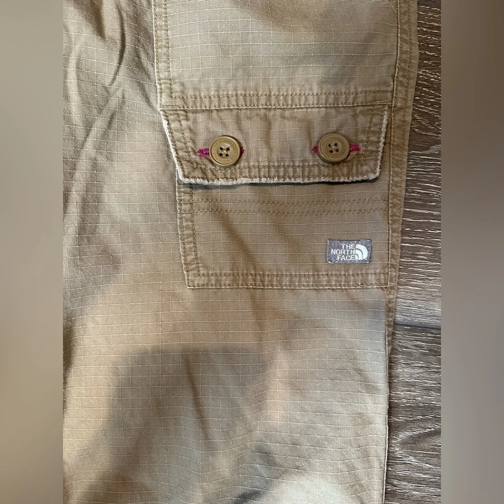 The North Face A5 Series Taupe Tan Cotton Ripstop Cargo Crop Capri Pants - Picture 2 of 8